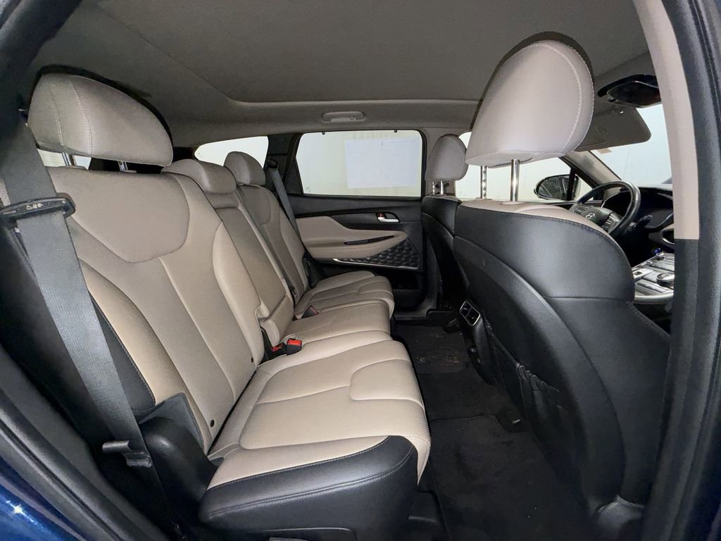 Used 2023 Hyundai Santa Fe SEL w/ Premium Package image 14