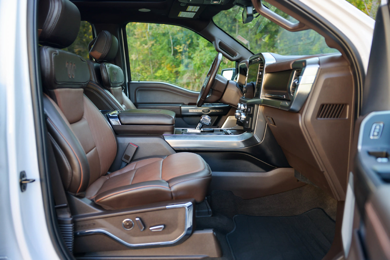 Used 2022 Ford F150 King Ranch w/ Equipment Group 601A High AWD/4WD image 9