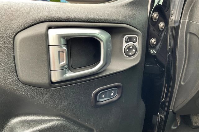 Used 2020 Jeep Gladiator Rubicon image 19