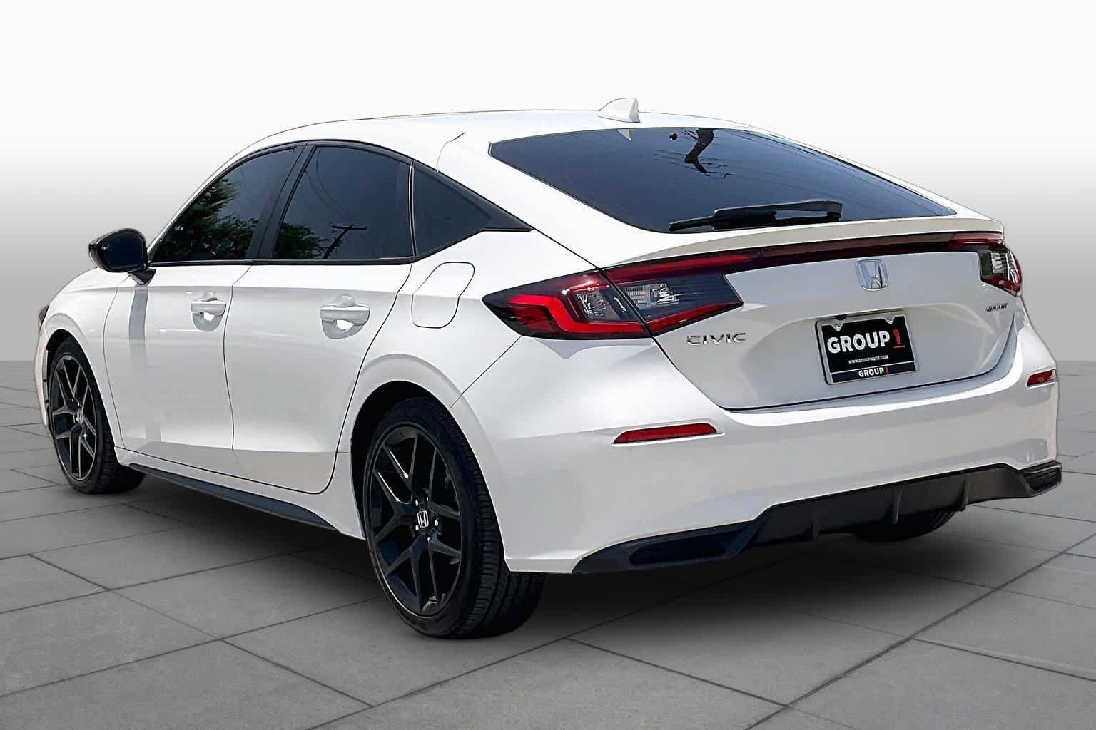 Used 2025 Honda Civic Sport image 12