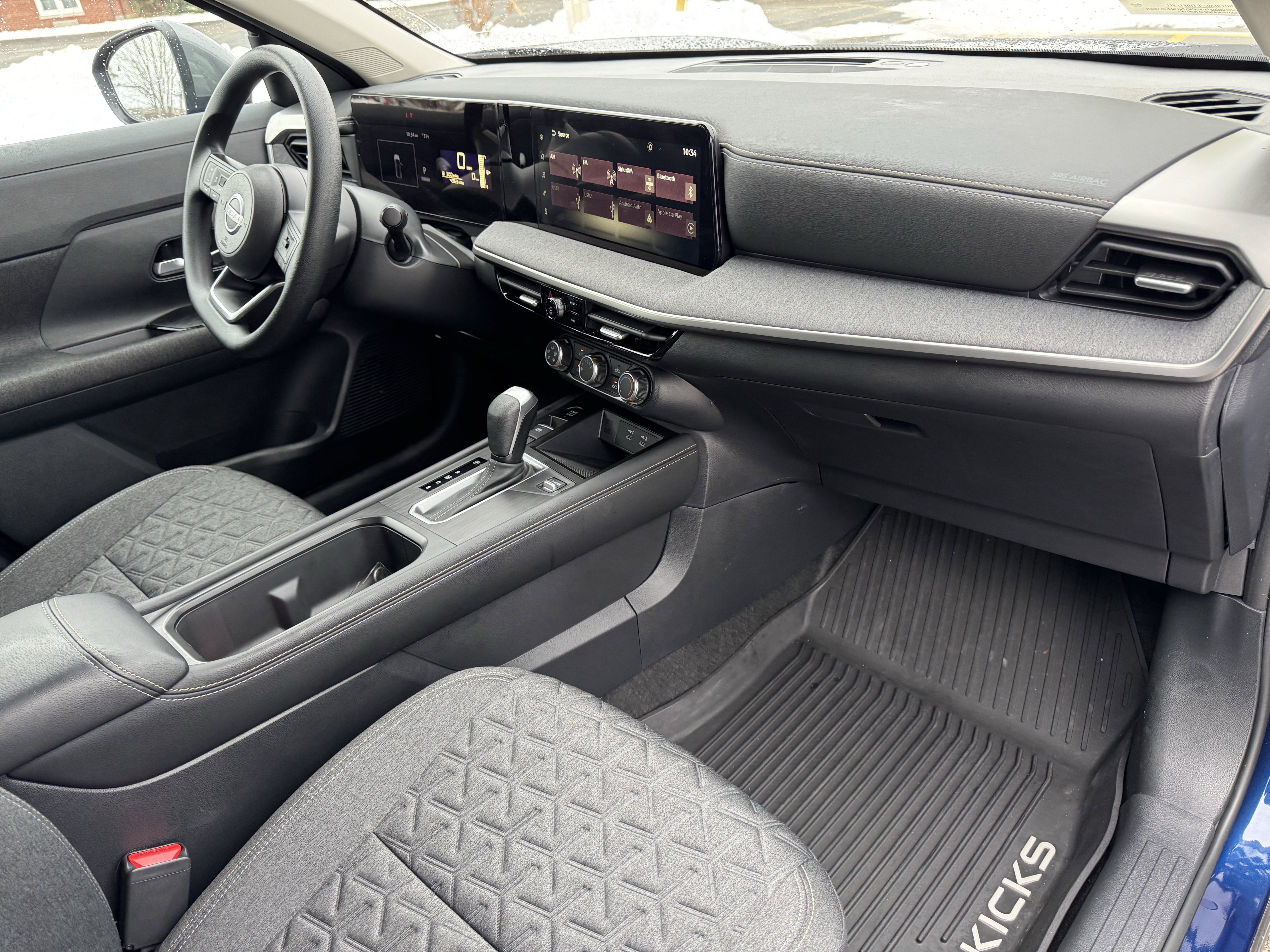 Used 2025 Nissan Kicks SV image 35