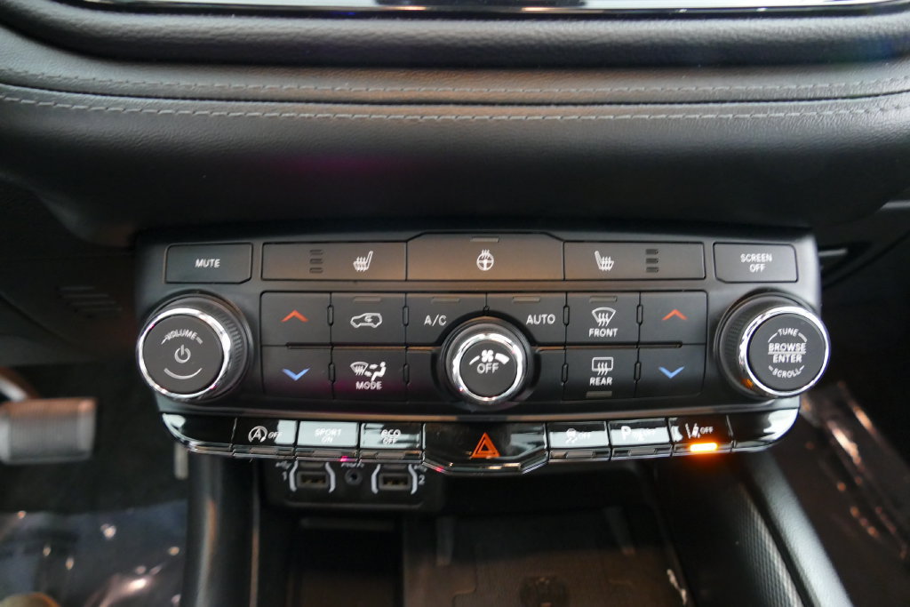 Used 2022 Dodge Durango GT AWD/4WD image 19