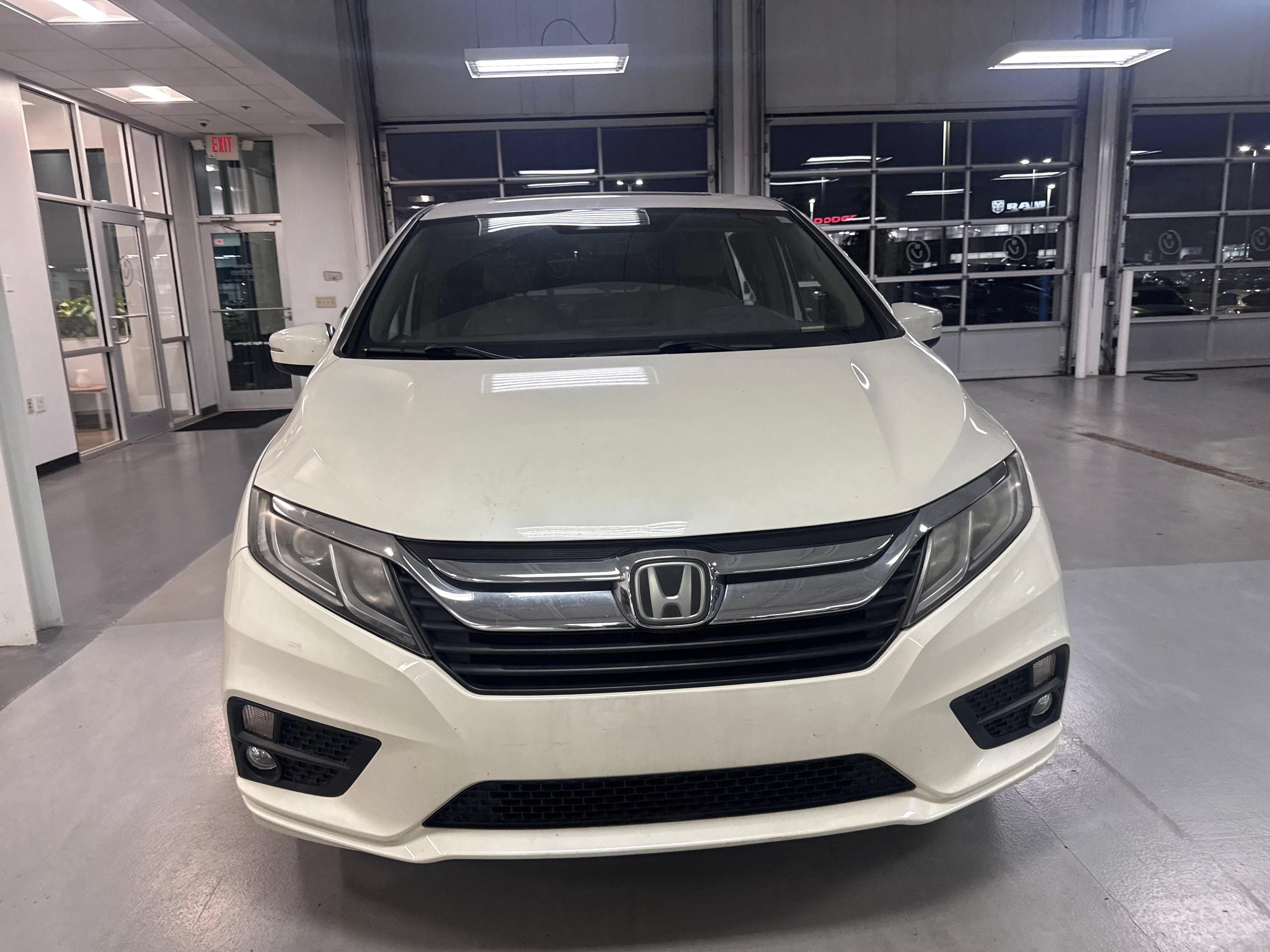 Used 2018 Honda Odyssey EX-L image 18
