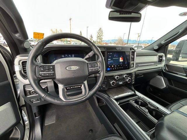 Used 2025 Ford F350 Platinum AWD/4WD image 31
