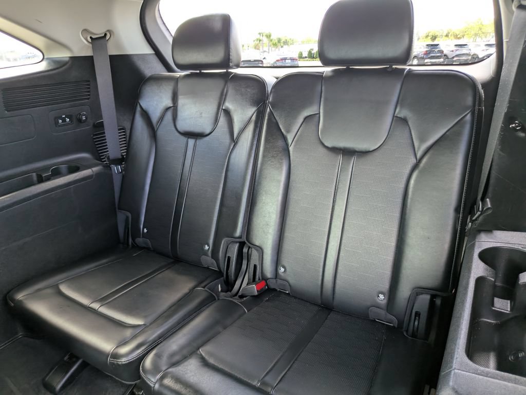 Certified 2025 Kia Sorento EX w/ Panoramic Sunroof Package FWD image 20