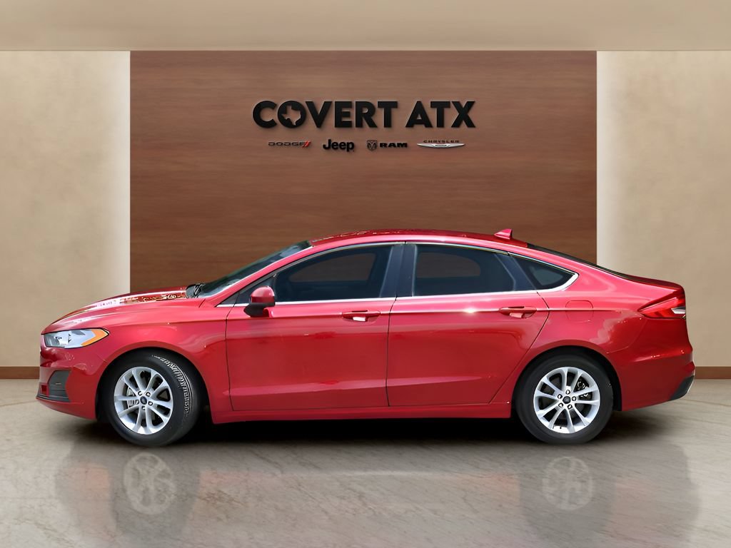 Used 2020 Ford Fusion SE FWD image 2