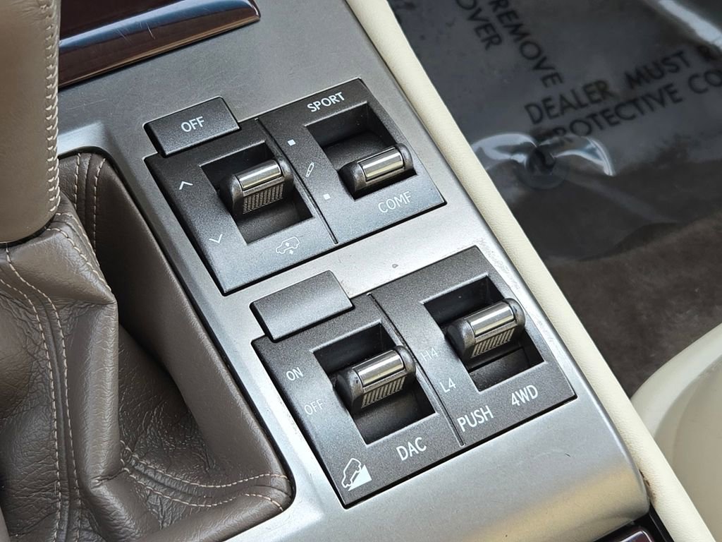 Used 2016 Lexus GX 460 Luxury w/ Preferred Accessory Package image 23