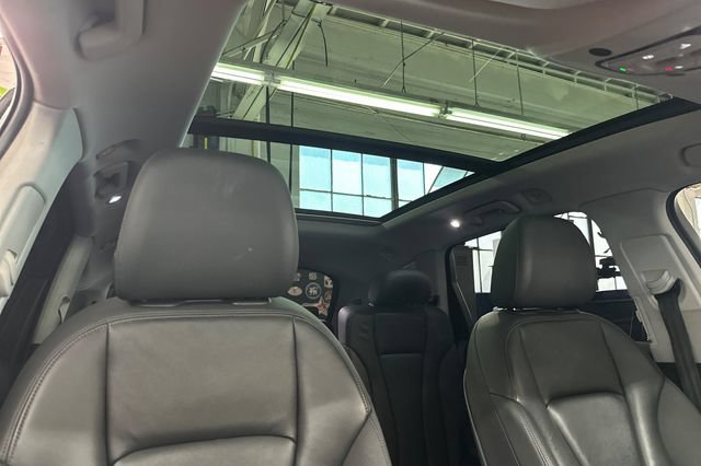 Used 2022 Audi Q7 2.0T Premium w/ Convenience Package AWD/4WD image 21