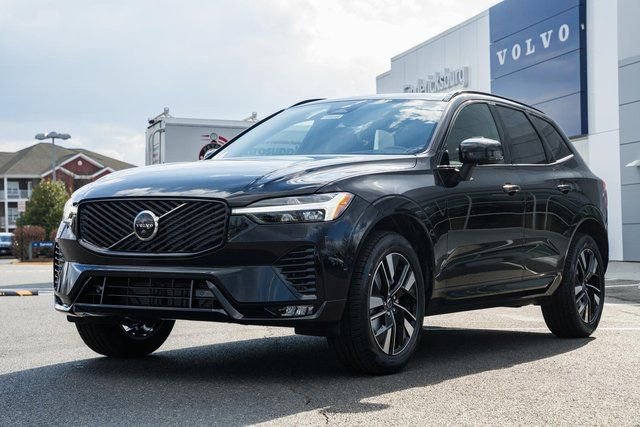New 2026 Volvo XC60 B5 Plus w/ Protection Package Premier image 3