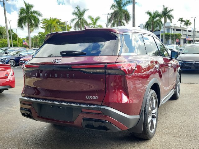 Used 2023 INFINITI QX60 Luxe w/ Cargo Package FWD image 4