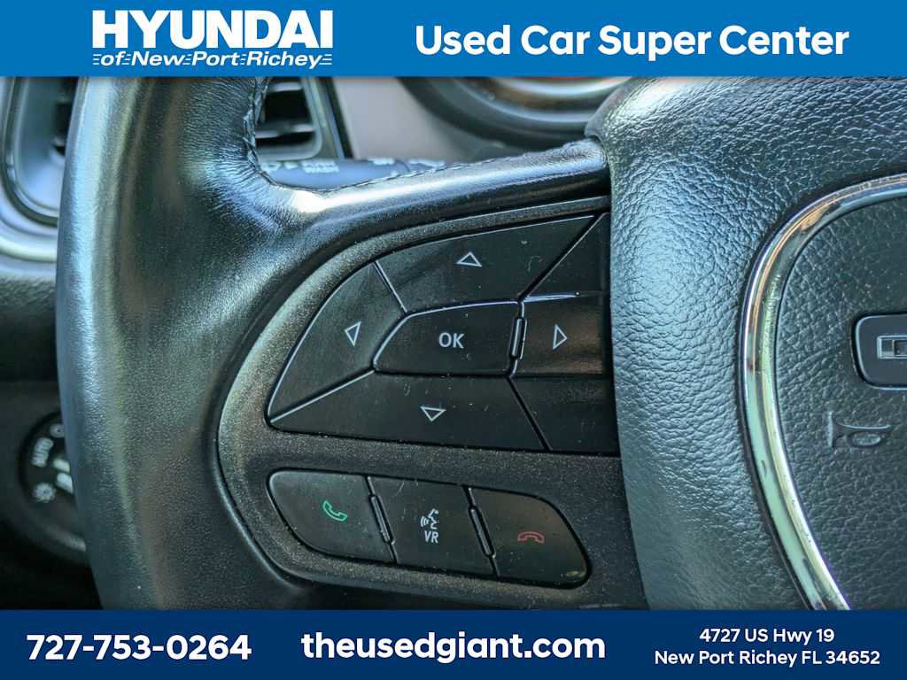 Used 2022 Dodge Challenger SXT RWD image 27