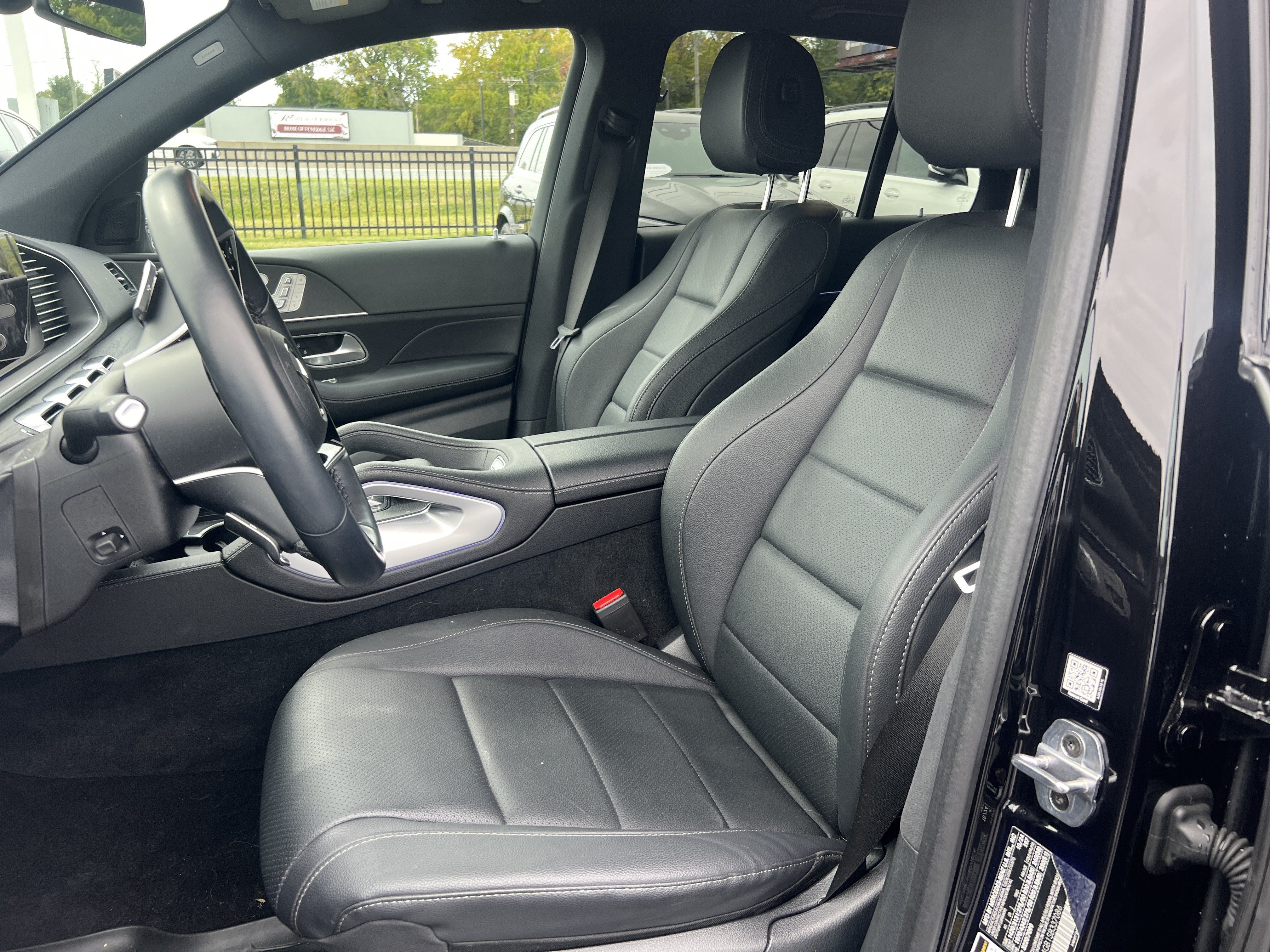 Certified 2025 Mercedes-Benz GLE 450e 4MATIC image 16