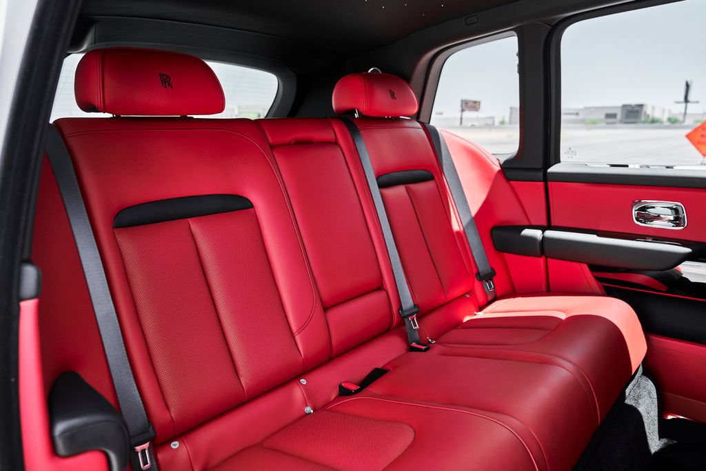 Used 2026 Rolls-Royce Cullinan AWD/4WD image 56