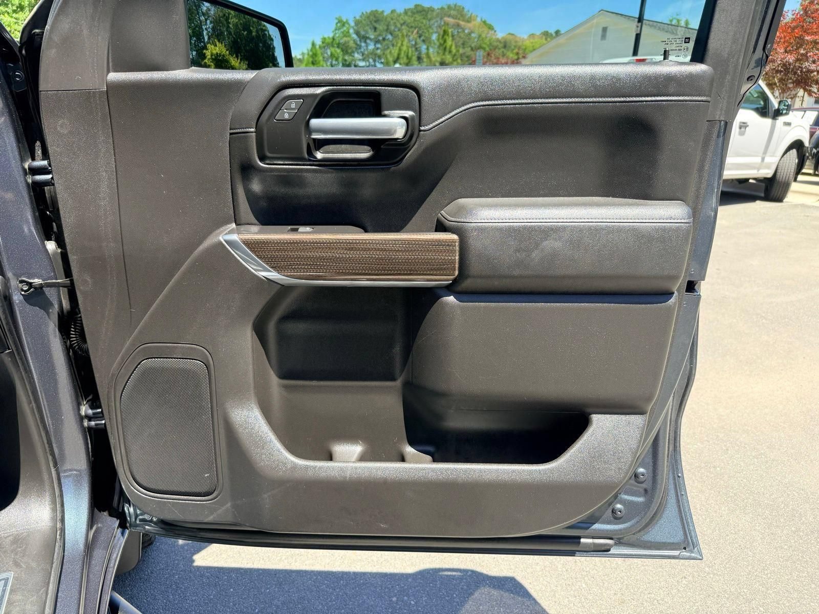 Used 2019 Chevrolet Silverado 1500 LT w/ Texas Edition AWD/4WD image 20
