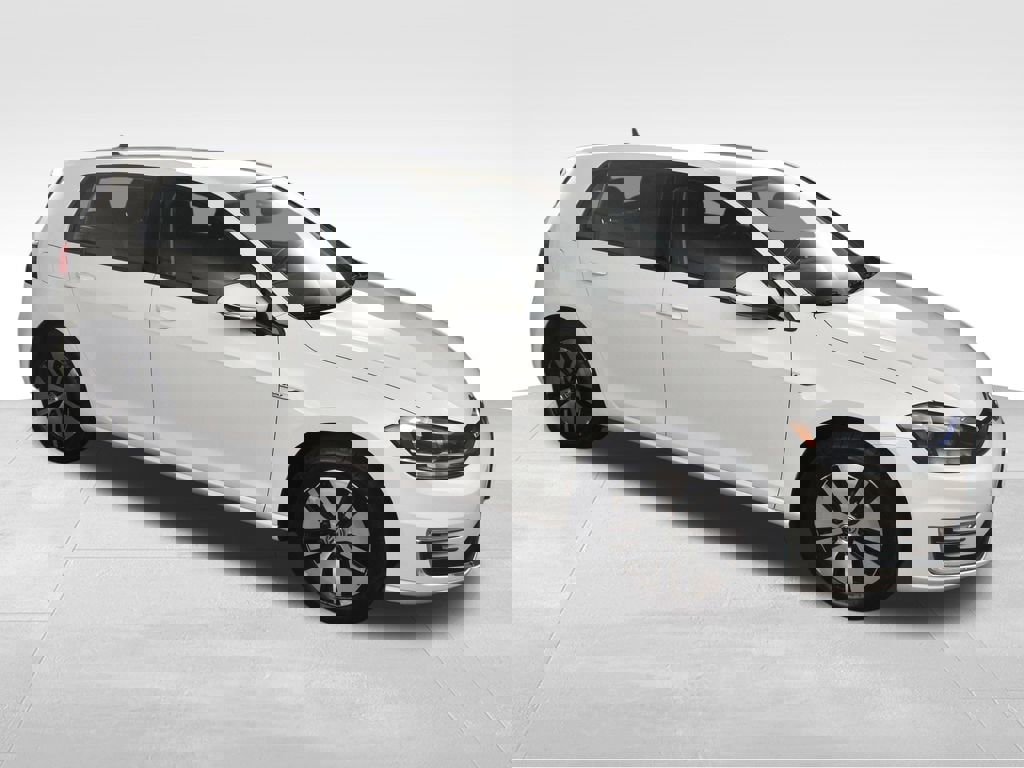 Used 2019 Volkswagen e-Golf SE image 8