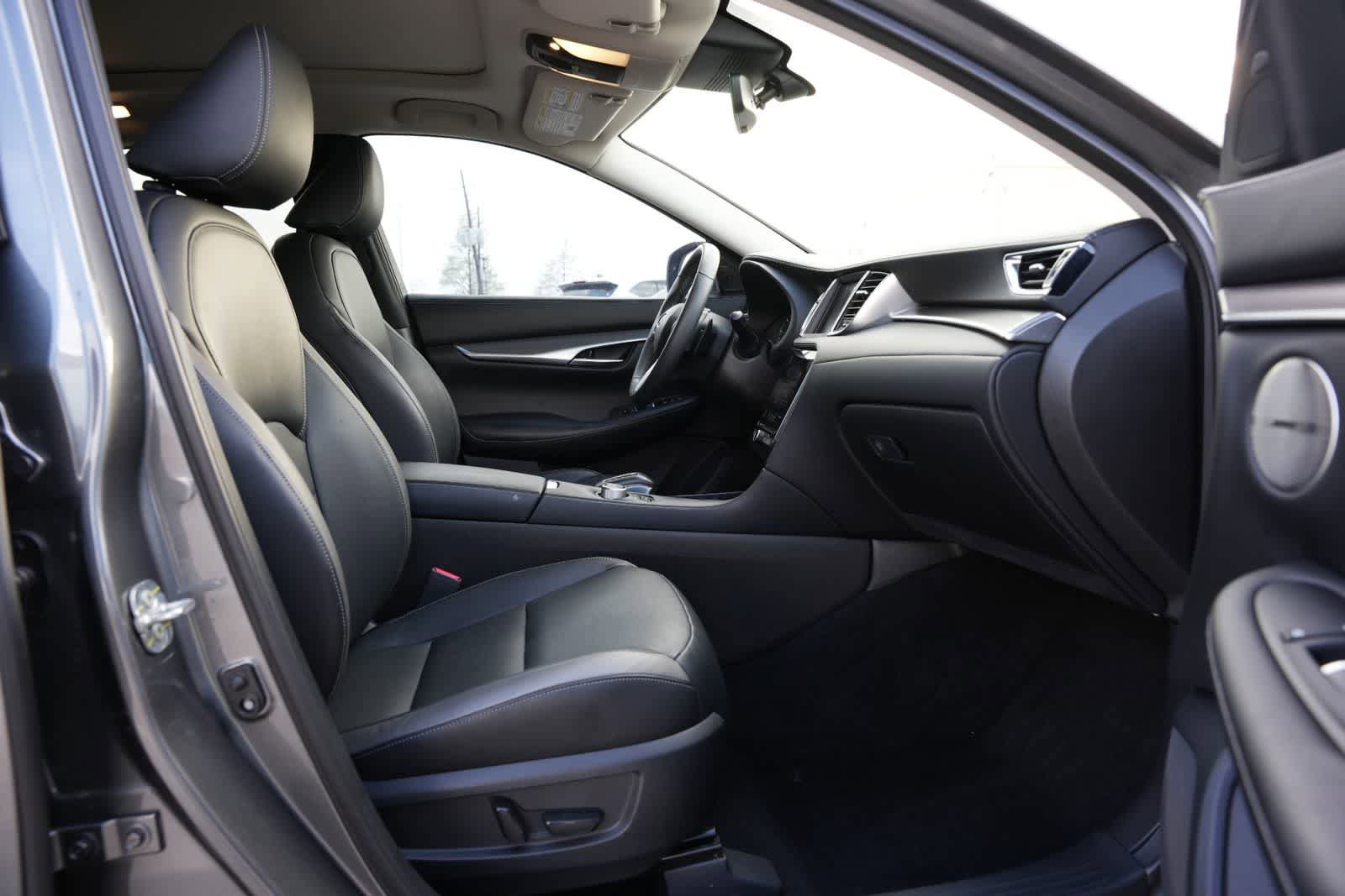 Used 2023 INFINITI QX50 Luxe image 22
