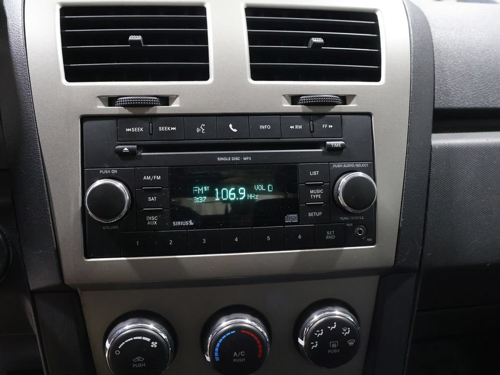 Used 2010 Dodge Avenger SXT FWD image 24