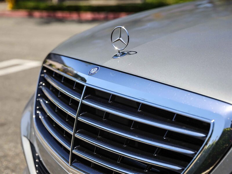 Used 2015 Mercedes-Benz S 550 Sedan image 15