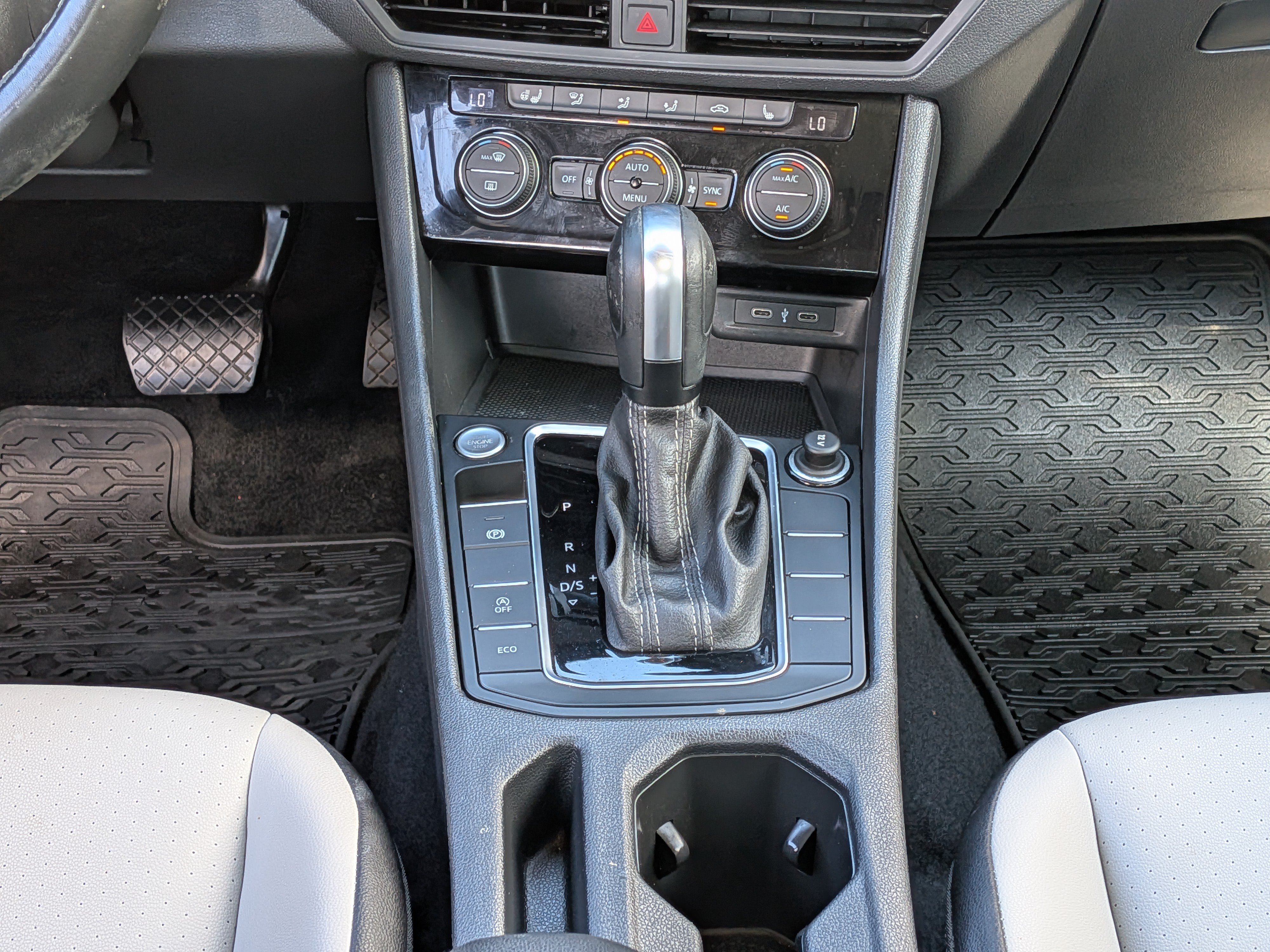 Used 2021 Volkswagen Jetta R-Line FWD image 20
