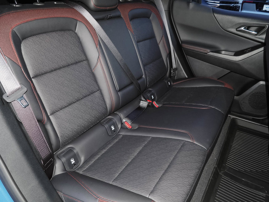 New 2027 Chevrolet Equinox RS w/ LPO, Floor Liner Package AWD/4WD image 15