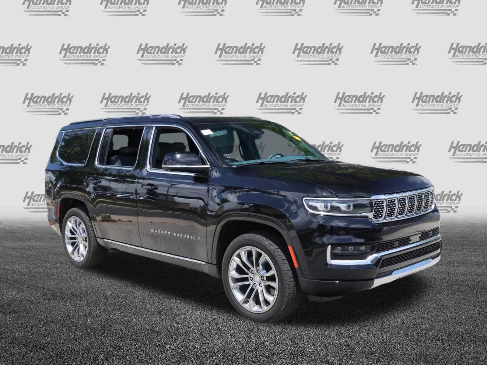 Used 2022 Jeep Grand Wagoneer Series II w/ Premium Group II AWD/4WD image 2