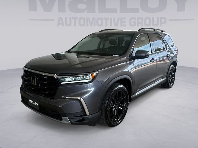 Used 2025 Honda Pilot Touring