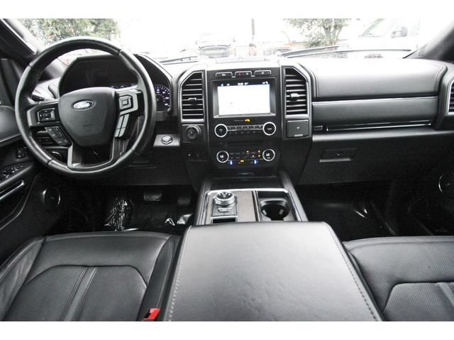 Used 2018 Ford Expedition Limited w/ Equipment Group 301A RWD image 8