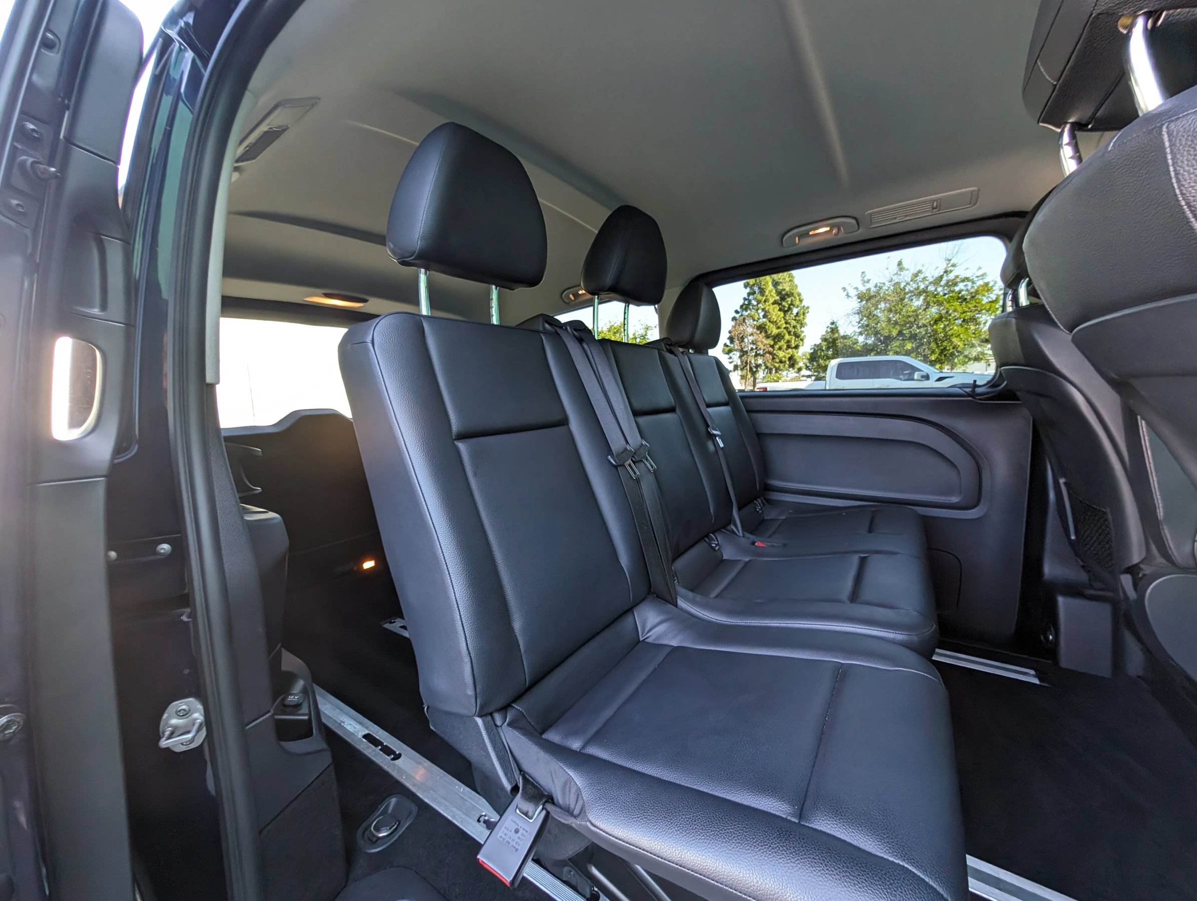 Used 2017 Mercedes-Benz Metris Passenger image 11