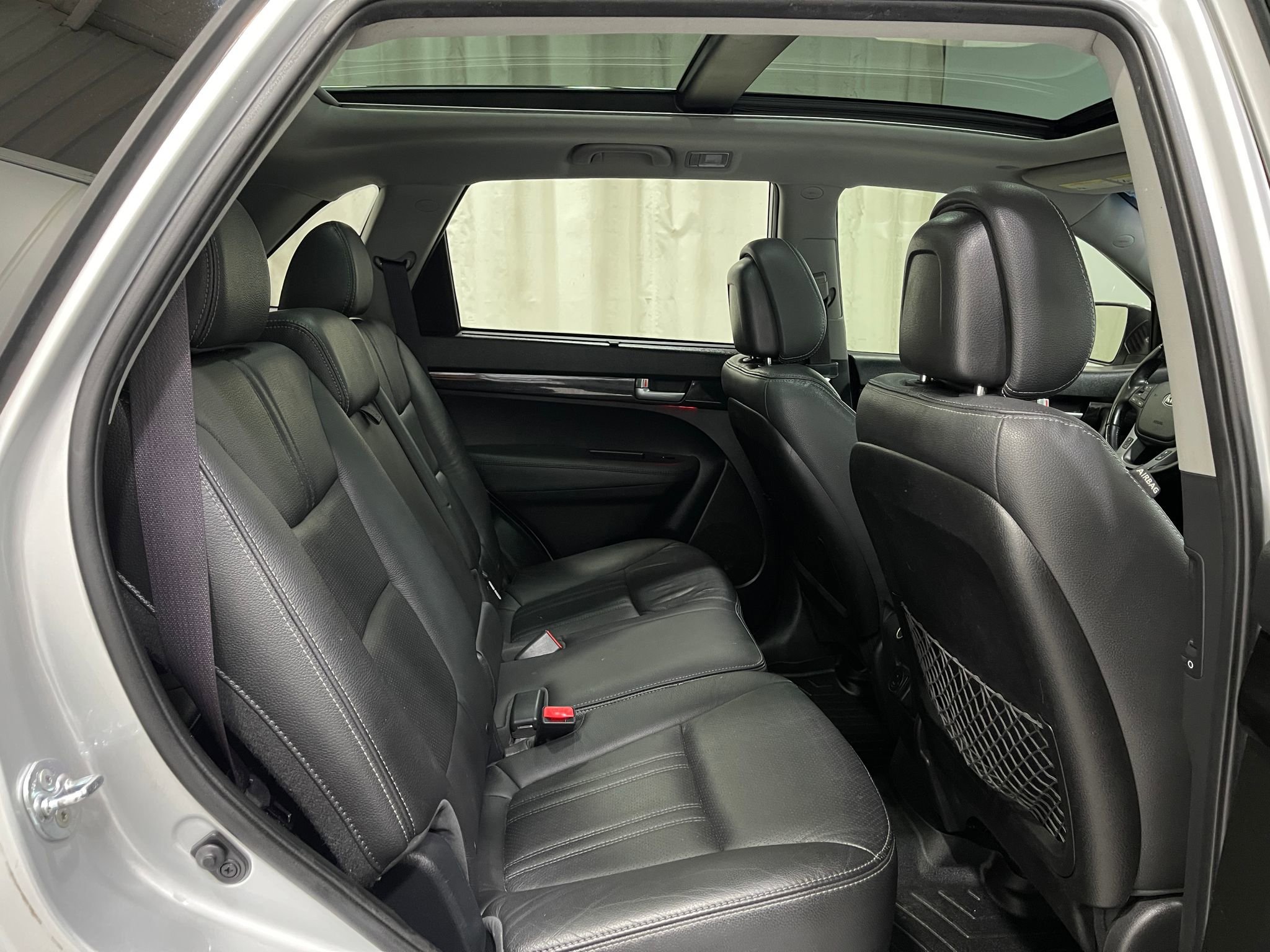 Used 2014 Kia Sorento SX w/ 3rd Row Package image 31