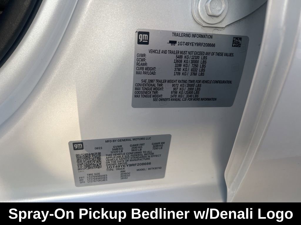 Used 2024 GMC Sierra 3500 Denali Ultimate AWD/4WD image 21