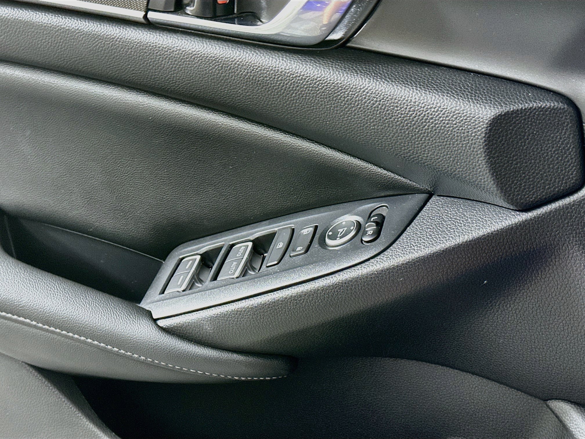 Used 2022 Honda Accord Sport image 15