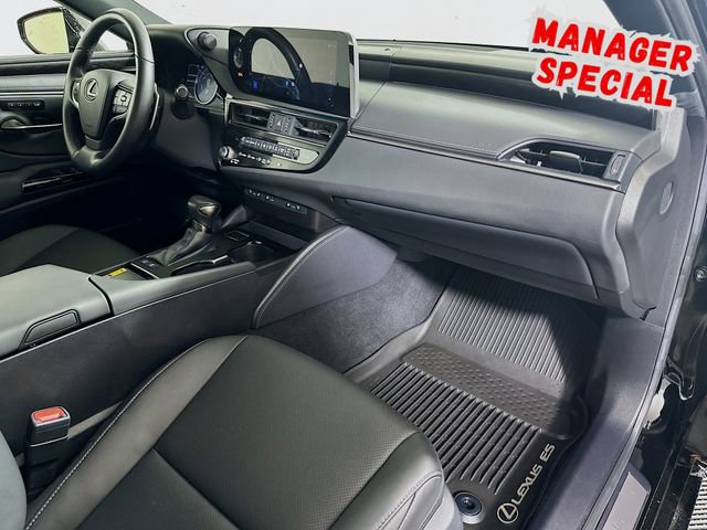 Used 2024 Lexus ES 300h w/ Premium Package image 29