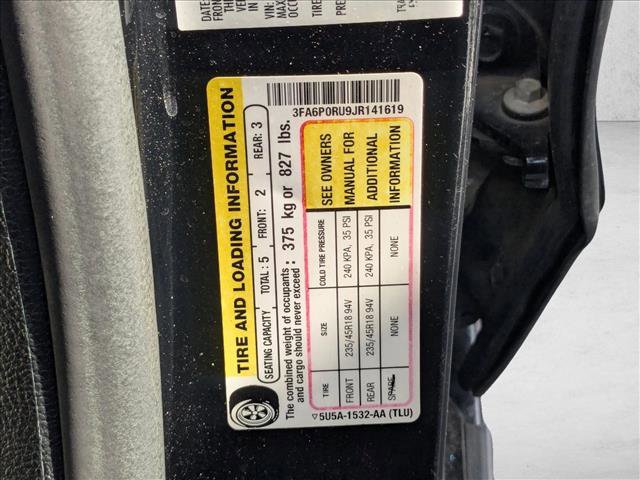 Used 2018 Ford Fusion Titanium FWD image 15