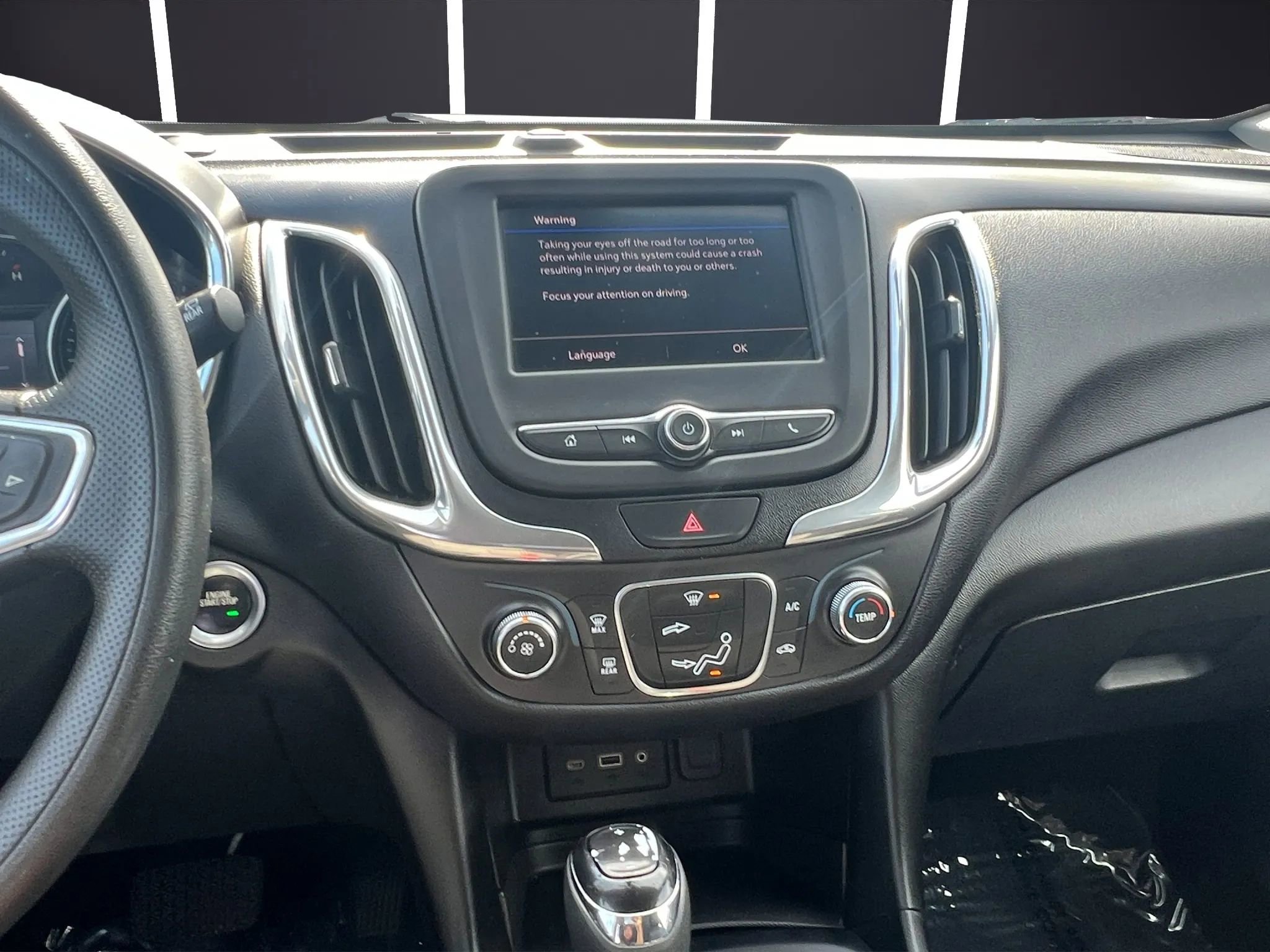 Used 2020 Chevrolet Equinox LT image 17