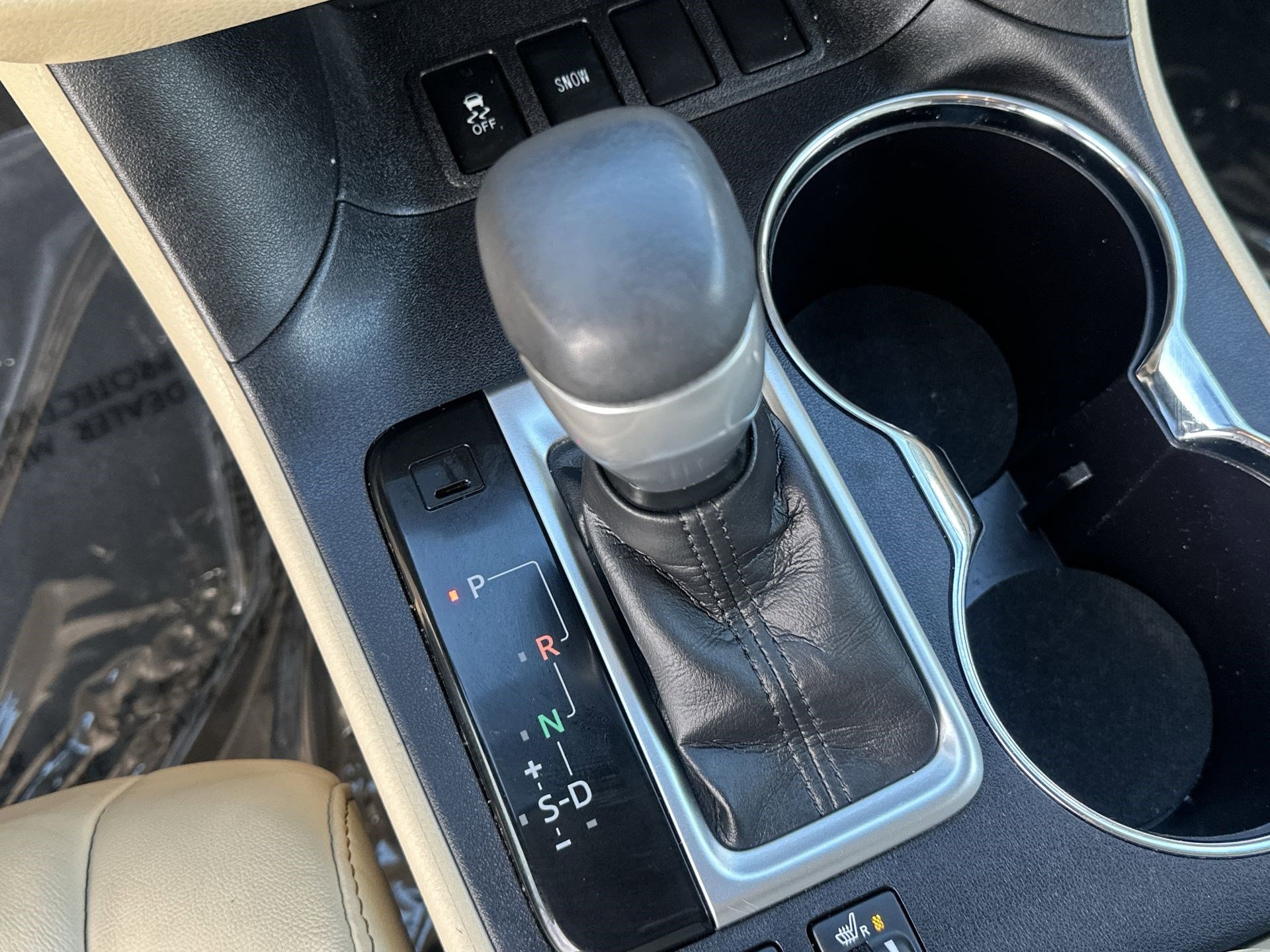 Used 2016 Toyota Highlander XLE image 23