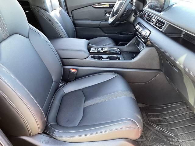 Used 2025 Honda Pilot EX-L image 13
