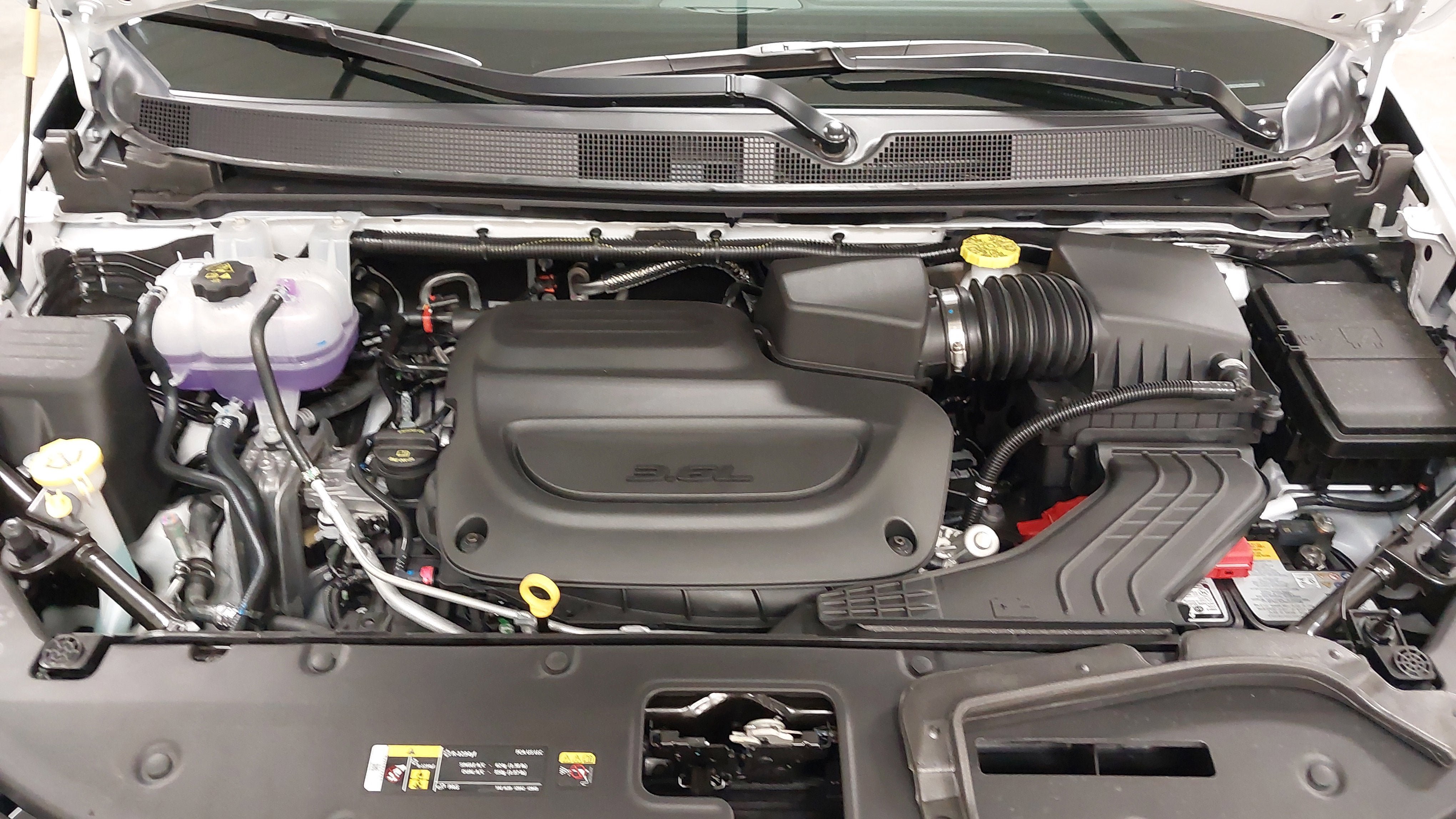 New 2027 Chrysler Pacifica Select FWD image 29