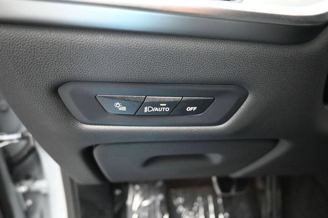 Used 2026 BMW X5 xDrive50e w/ Executive Package AWD/4WD image 18
