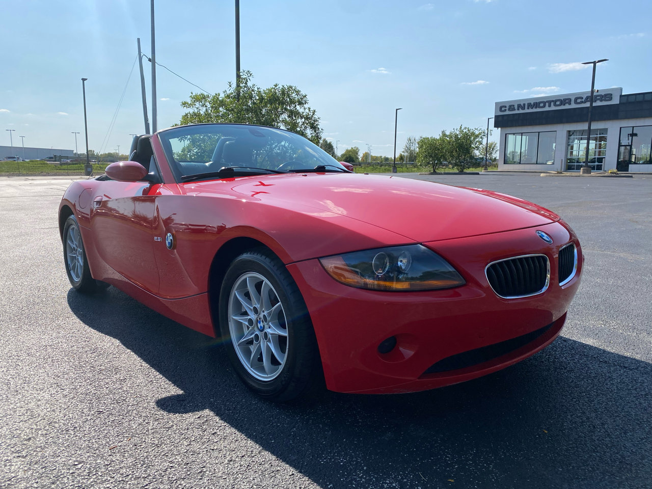 Used 2004 BMW Z4 2.5i image 5