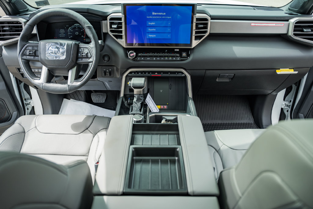 New 2026 Toyota Tundra Limited AWD/4WD image 17