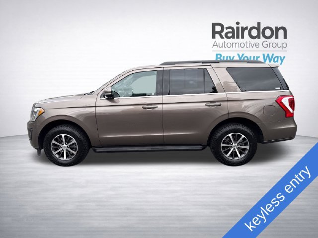 Used 2019 Ford Expedition XLT w/ Equipment Group 201A AWD/4WD image 4