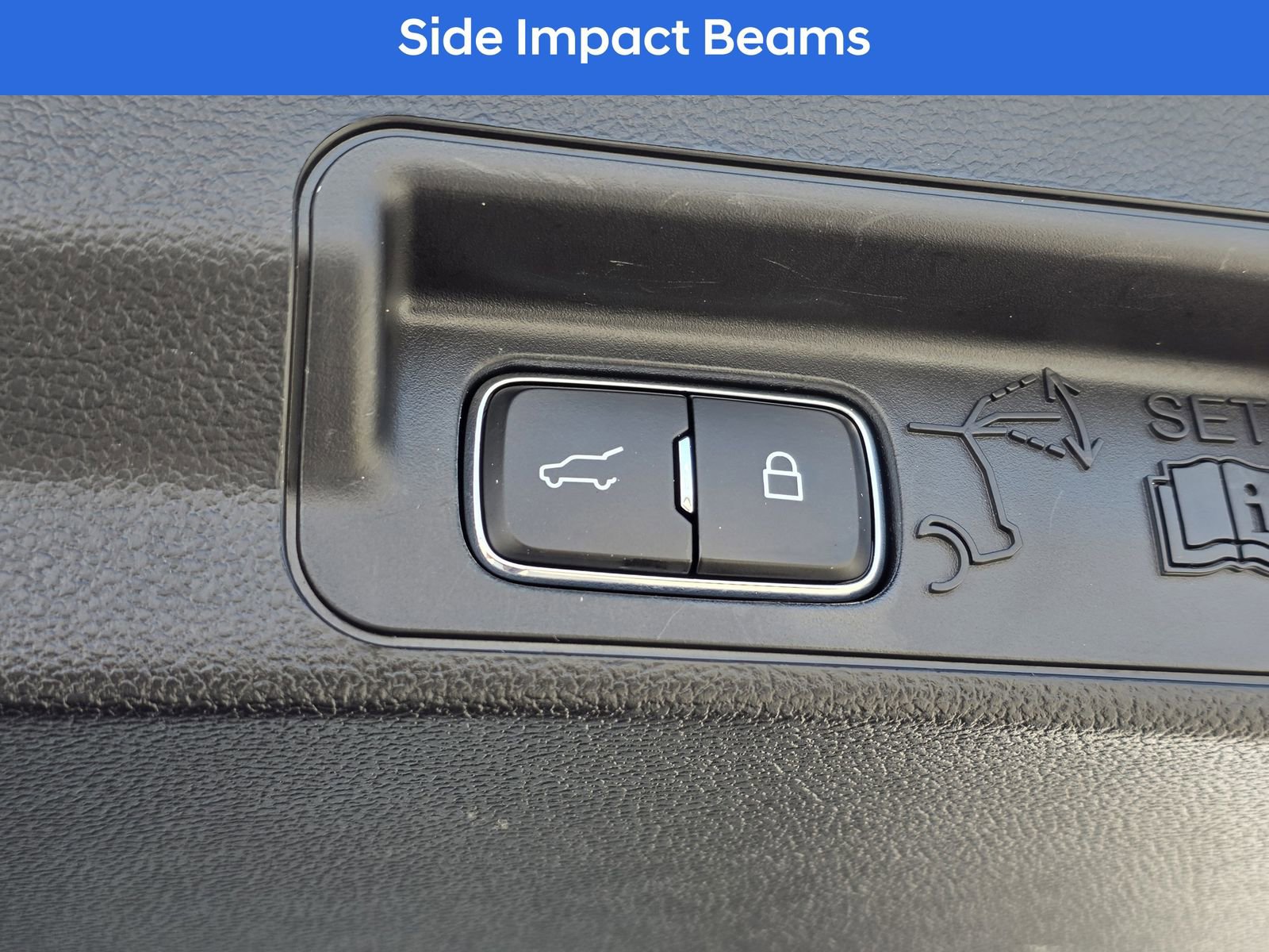 Used 2023 Ford Explorer XLT w/ Equipment Group 202A RWD image 20