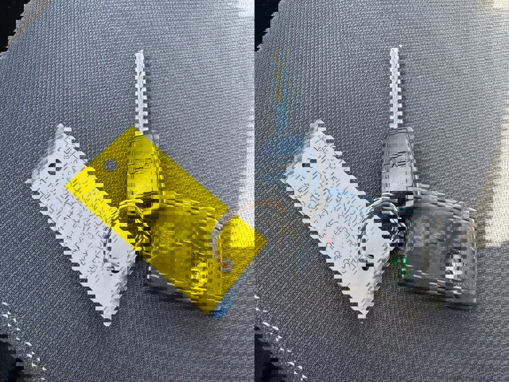 Used 2014 GMC Sierra 1500 SLE image 16