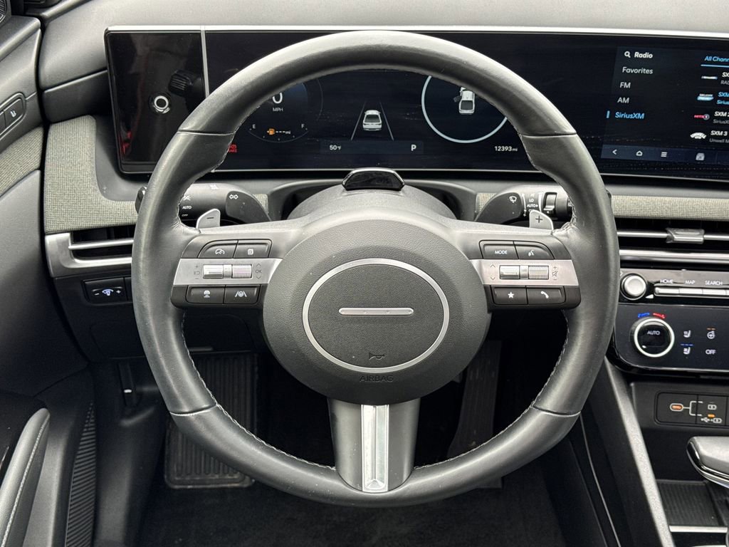 Used 2025 Hyundai Santa Cruz Limited image 23