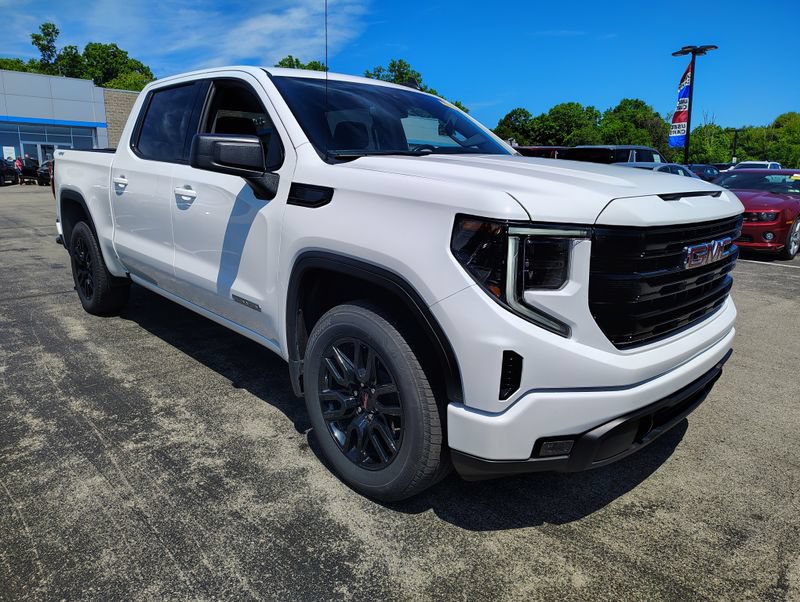 Used 2024 GMC Sierra 1500 Elevation AWD/4WD image 3