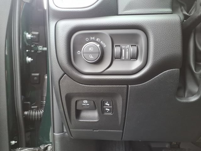 New 2026 RAM 1500 Big Horn AWD/4WD image 17