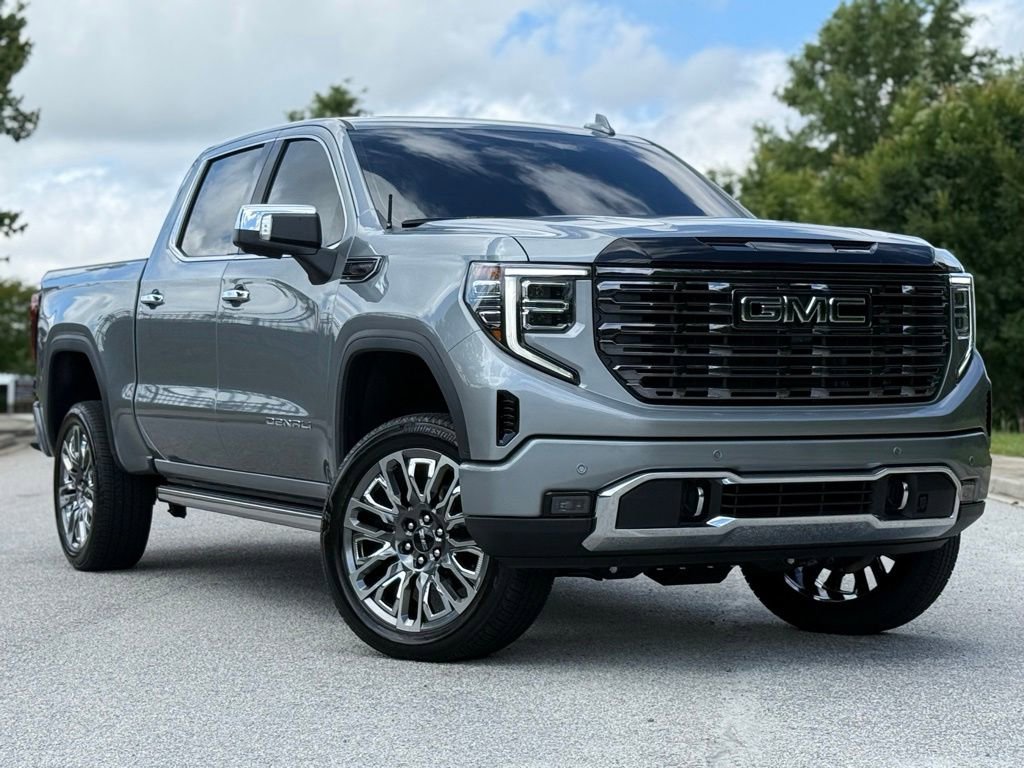 Used 2026 GMC Sierra 1500 Denali Ultimate AWD/4WD image 2
