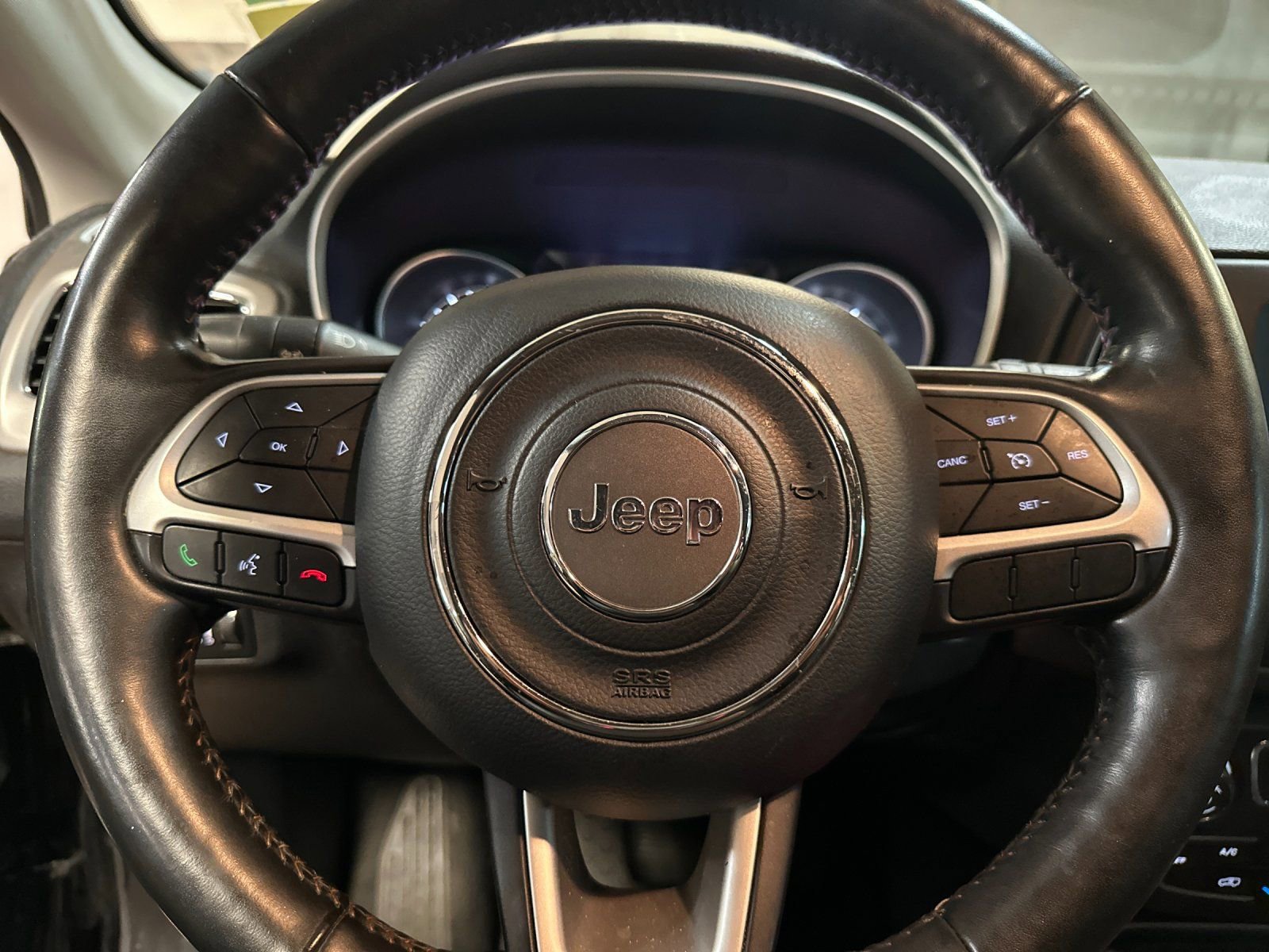 Used 2019 Jeep Compass Latitude w/ Cold Weather Group image 20