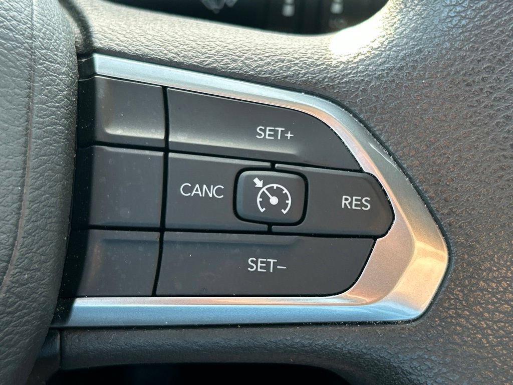 Used 2024 Jeep Compass Sport AWD/4WD image 27