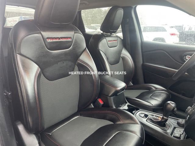 Used 2022 Jeep Cherokee Trailhawk image 2